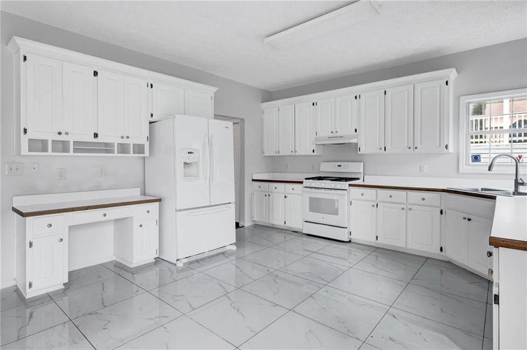 3 bedroom, 3 bathroom, 2,123 sq ft single family residence for rent at 1722 Brandon Lee Way, Marietta, GA 30008 for $2,400 a month — photo 9
