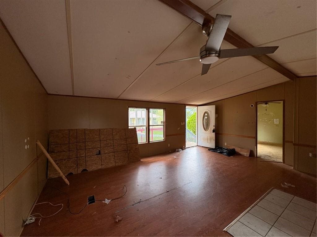 3 bedroom, 2 bathroom, 1,248 sq ft single family residence for sale at 71 Elm Street, Blue Ridge, GA 30513 — photo 5