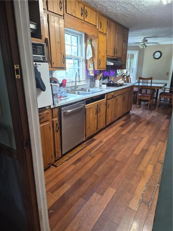 4 bedroom, 3 bathroom, 2,954 sq ft single family residence for sale at 5254 Fox Hill Drive, Norcross, GA 30092 — photo 3
