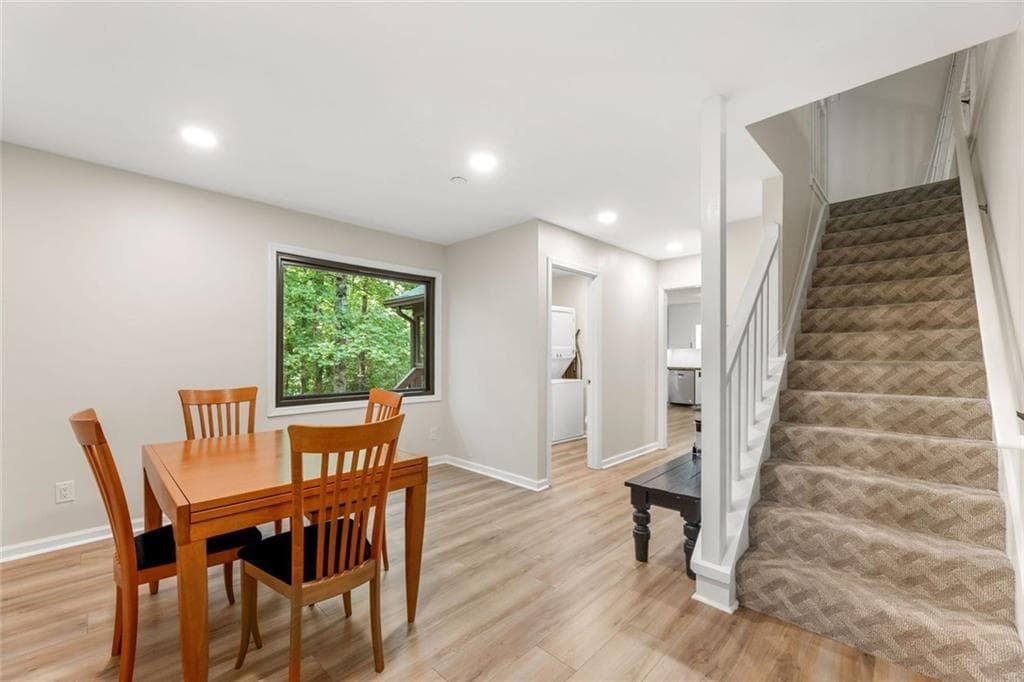 3 bedroom, 4 bathroom, 2,092 sq ft single family residence for sale at 1798 Trophy Drive, Marietta, GA 30062 — photo 7
