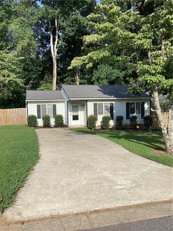 2 bedroom, 970 sq ft single family residence for rent at 10440 Plantation Bridge Drive, Johns Creek, GA 30022 for $1,700 a month — photo 1 of 25