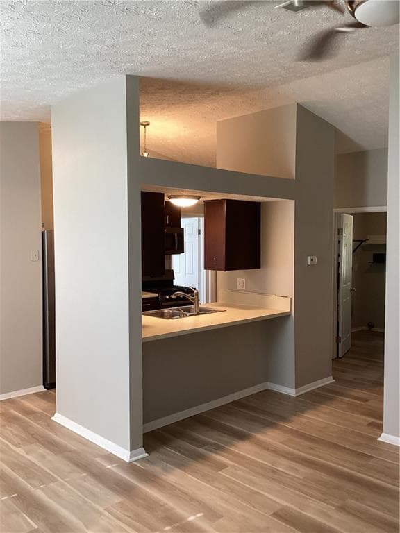 2 bedroom, 970 sq ft single family residence for rent at 10440 Plantation Bridge Drive, Johns Creek, GA 30022 for $1,700 a month — photo 9