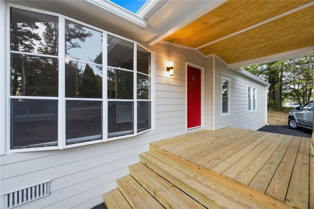 3 bedroom, 2 bathroom, 1,580 sq ft single family residence for sale at 1077 New Hope Road, Lawrenceville, GA 30045 — photo 4