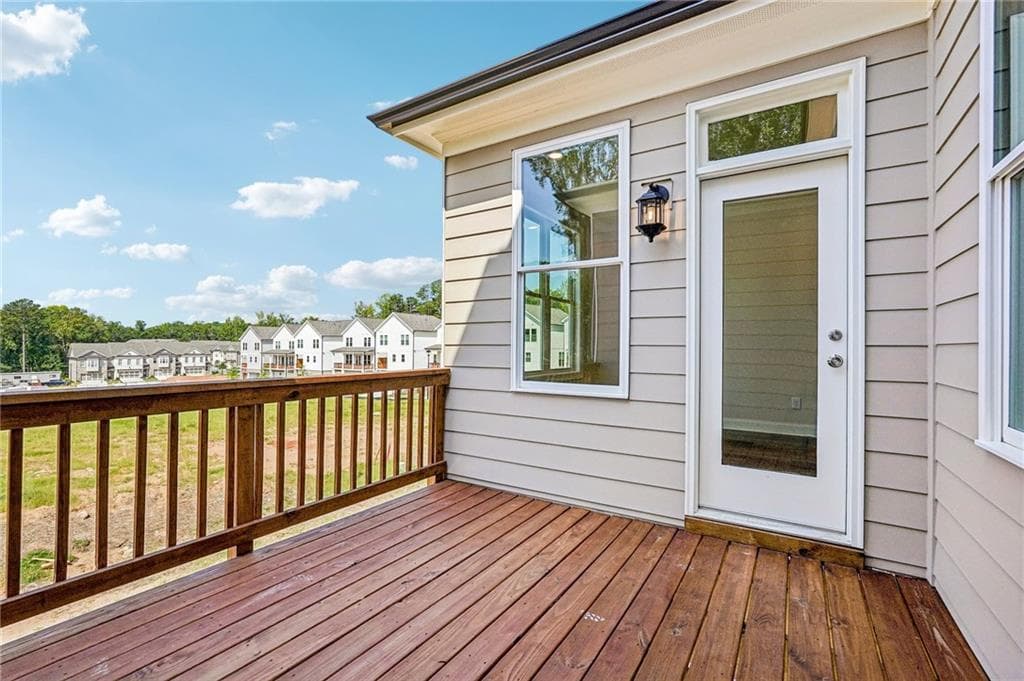 3 bedroom, 4 bathroom, 2,201 sq ft townhouse for sale at 4573 Deanston Court 390, Peachtree Corners, GA 30092 — photo 7