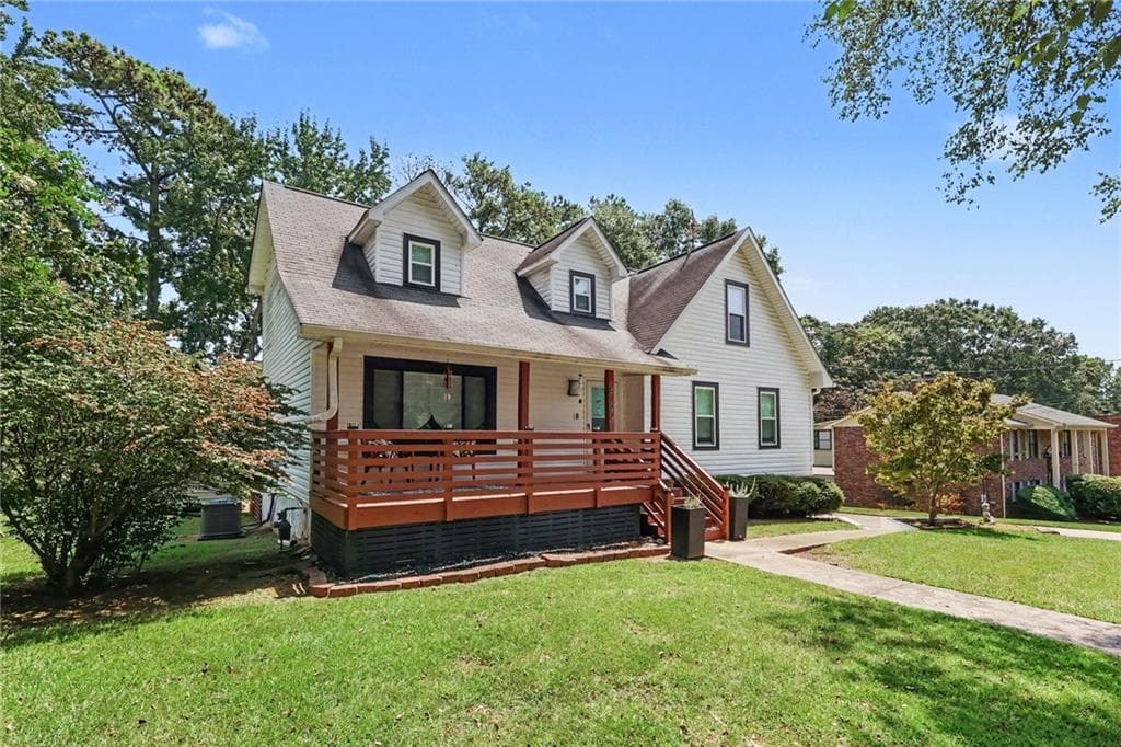 3 bedroom, 3 bathroom, 2,072 sq ft single family residence for sale at 8922 Western Pines Drive, Douglasville, GA 30134 — photo 3