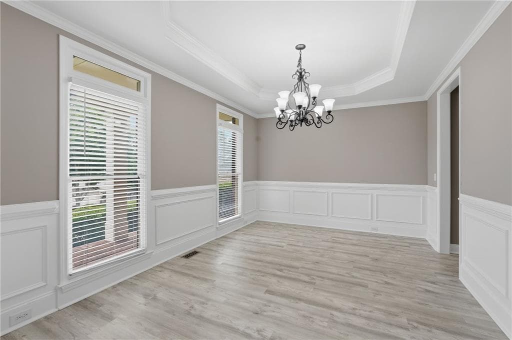 5 bedroom, 5 bathroom, 4,217 sq ft single family residence for sale at 4305 Ashworth Dr, Cumming, GA 30040 — photo 10