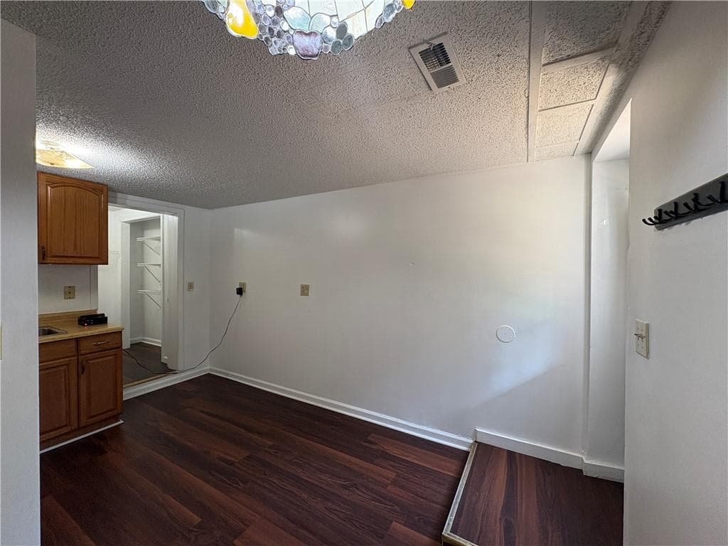 2 bedroom, 1 bathroom quadruplex for rent at 1457 Railroad Avenue 4, Sugar Hill, GA 30518 for $1,200 a month — photo 9