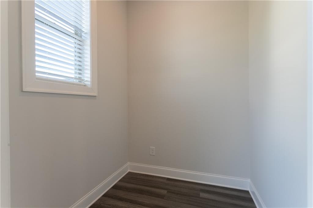 4 bedroom, 4 bathroom, 2,353 sq ft townhouse for sale at 4804 Highside Way, Smyrna, GA 30082 — photo 8