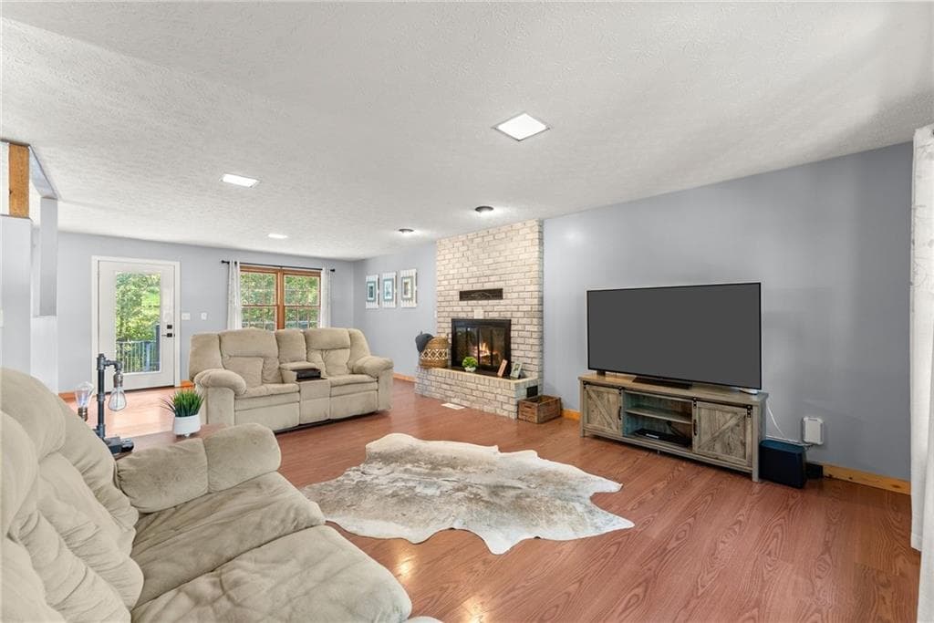 4 bedroom, 3 bathroom, 3,328 sq ft single family residence under contract at 1556 Fred Goss Road, Danielsville, GA 30633 — photo 7