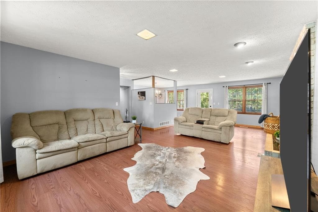 4 bedroom, 3 bathroom, 3,328 sq ft single family residence under contract at 1556 Fred Goss Road, Danielsville, GA 30633 — photo 10