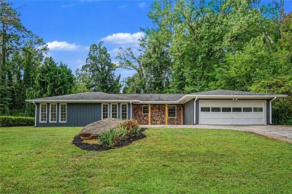 3 bedroom, 3 bathroom, 1,793 sq ft single family residence for sale at 1129 Carla Joe Drive, Lilburn, GA 30047