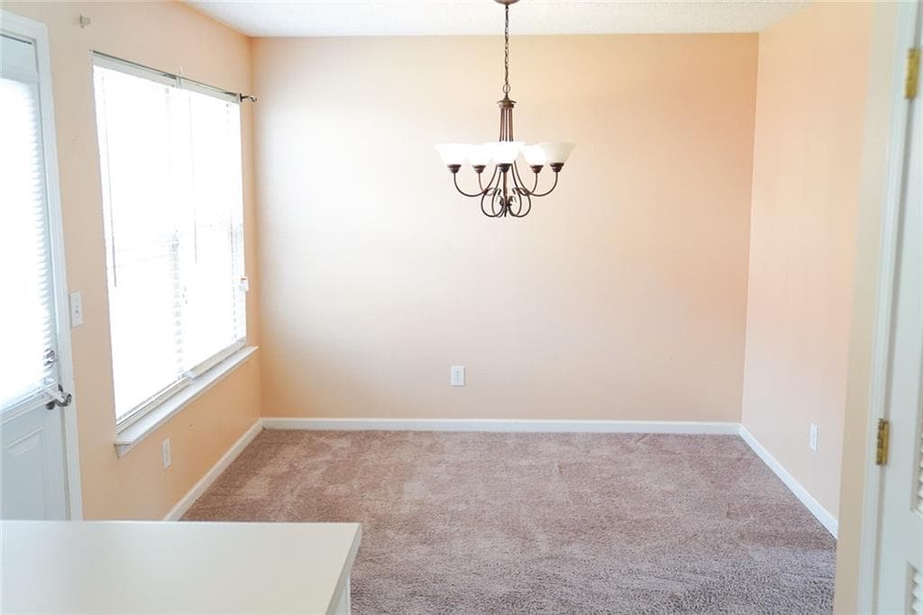 2 bedroom, 3 bathroom, 1,150 sq ft single family residence for sale at 300 Goldenrod Drive, Stockbridge, GA 30281 — photo 9