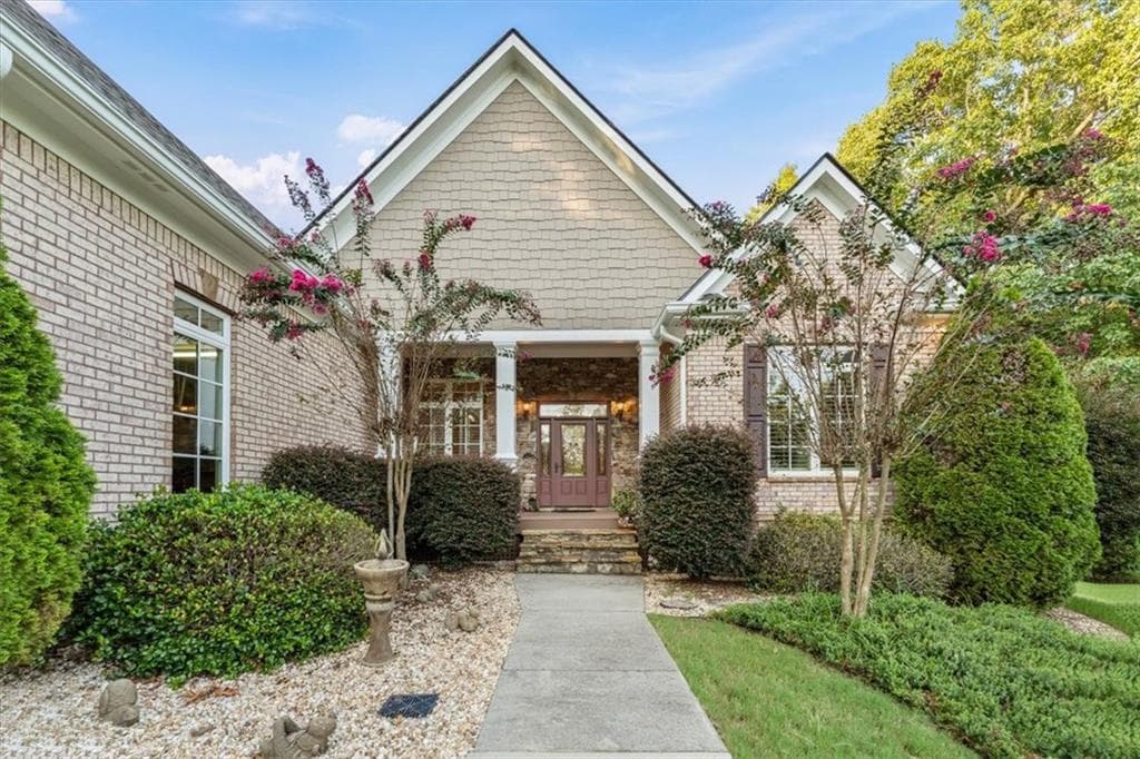 4 bedroom, 4 bathroom, 4,163 sq ft single family residence for sale at 195 Fredericks Cove, Dawsonville, GA 30534 — photo 3