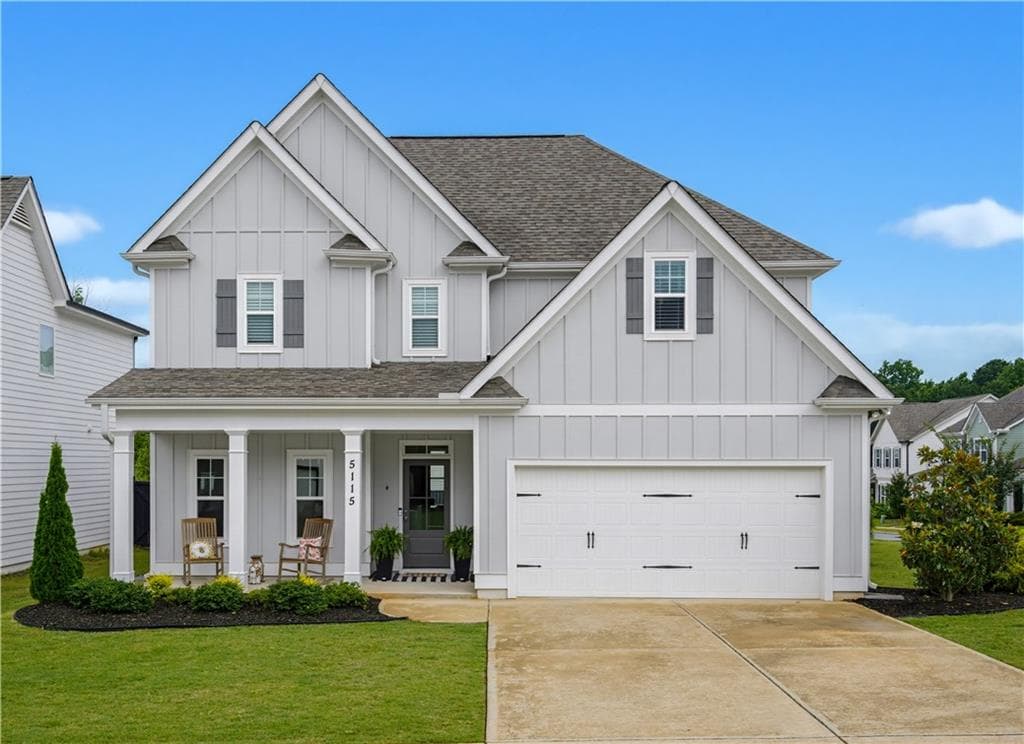 4 bedroom, 3 bathroom, 2,771 sq ft single family residence under contract at 5115 Park Haven Drive, Flowery Branch, GA 30542