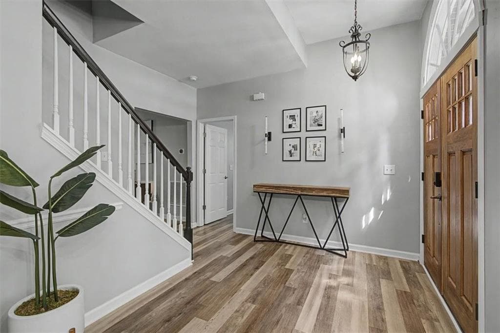 5 bedroom, 3 bathroom, 2,350 sq ft single family residence under contract at 706 Chanson Drive, Marietta, GA 30064 — photo 5