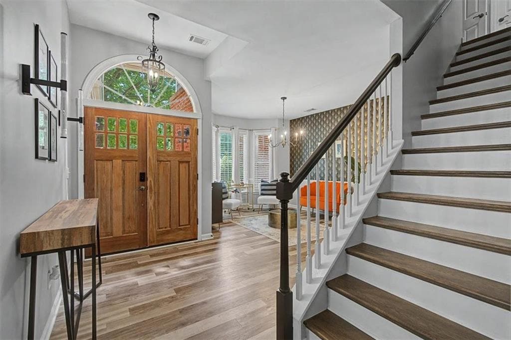 5 bedroom, 3 bathroom, 2,350 sq ft single family residence under contract at 706 Chanson Drive, Marietta, GA 30064 — photo 7