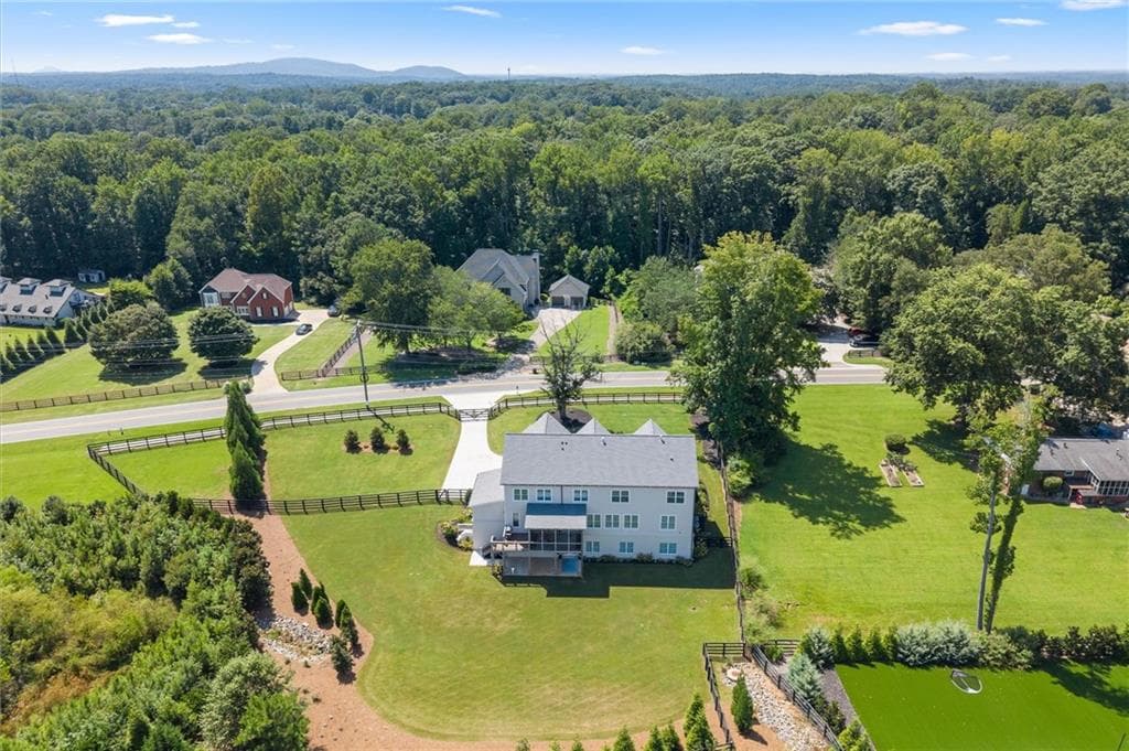 5 bedroom, 5 bathroom, 4,526 sq ft single family residence for sale at 12720 Etris Road, Roswell, GA 30075 — photo 8
