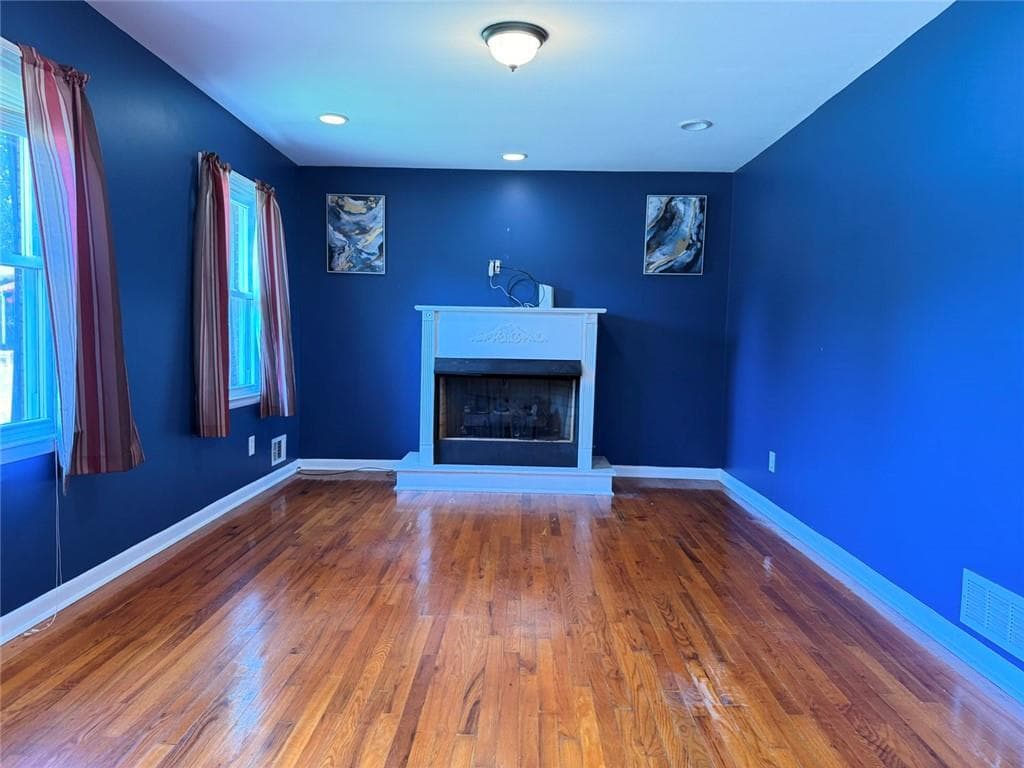 3 bedroom, 2 bathroom, 1,608 sq ft single family residence under contract at 6556 Wendell Circle, Morrow, GA 30281 — photo 3