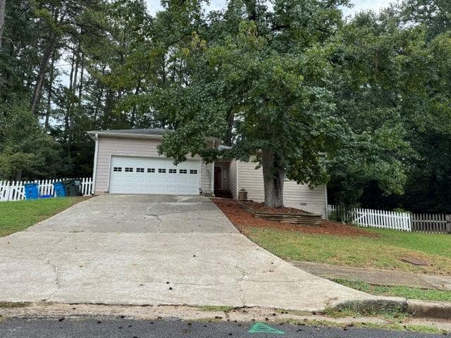 3 bedroom, 2 bathroom, 1,986 sq ft single family residence for sale at 2978 Trotters View Way, Snellville, GA 30039 — photo 4