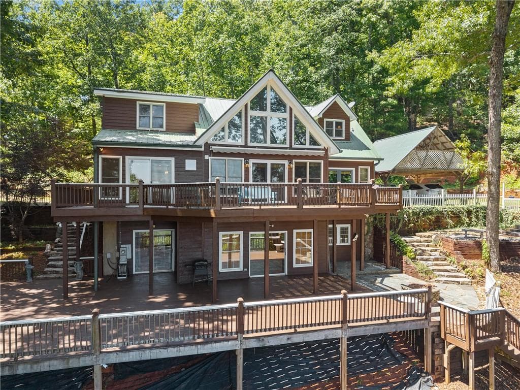3 bedroom, 4 bathroom, 3,152 sq ft single family residence for sale at 110 Yonah View, Dahlonega, GA 30533 — photo 3