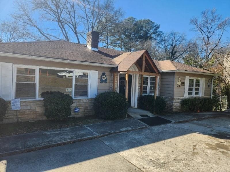 5 bedroom, 4 bathroom, 3,169 sq ft single family residence for sale at 1909 Flat Shoals Road, Atlanta, GA 30316 — photo 6