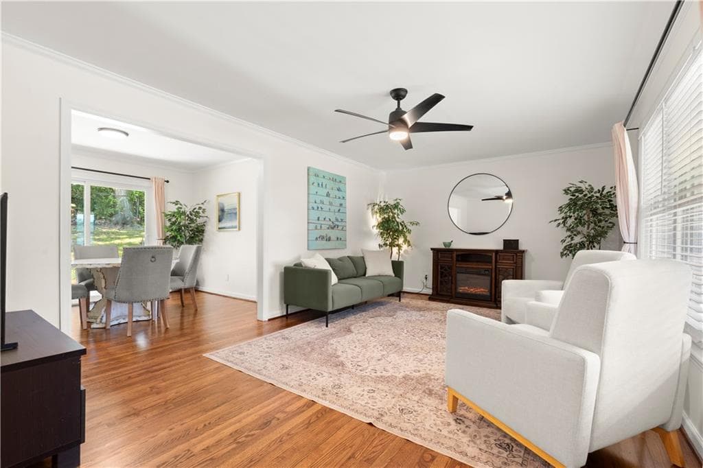 3 bedroom, 2 bathroom, 1,336 sq ft single family residence for sale at 371 North Avenue, Hapeville, GA 30354 — photo 6