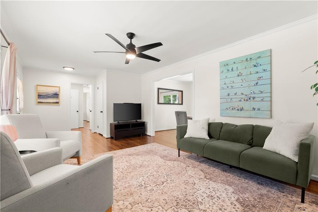 3 bedroom, 2 bathroom, 1,336 sq ft single family residence for sale at 371 North Avenue, Hapeville, GA 30354 — photo 8