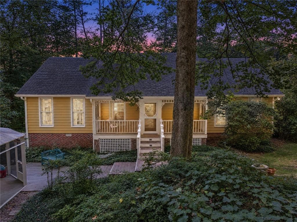 3 bedroom, 2 bathroom, 1,630 sq ft home for sale at 724 Clarke Trail, Dacula, GA