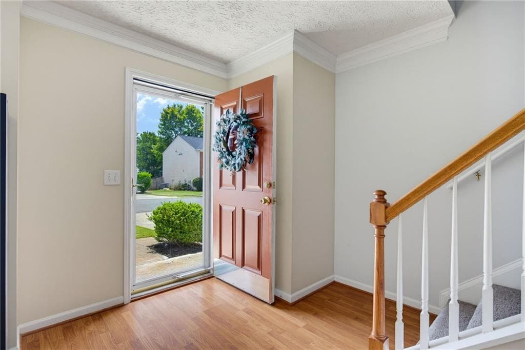 3 bedroom, 3 bathroom, 1,984 sq ft single family residence under contract at 341 Westminster Drive, Canton, GA 30114 — photo 4