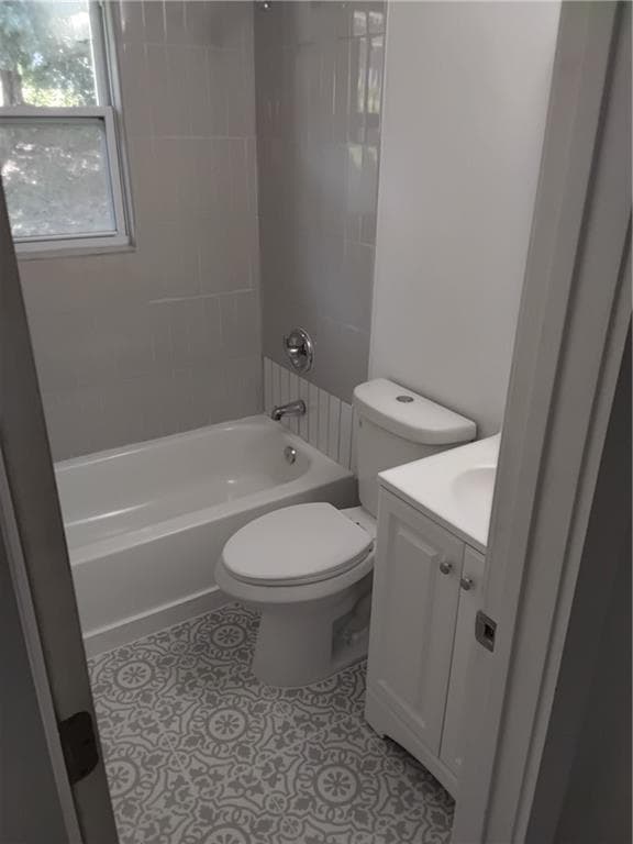 3 bedroom, 2 bathroom, 1,100 sq ft single family residence for rent at 6125 Cedar Wood Drive, Atlanta, GA 30349 for $1,800 a month — photo 2