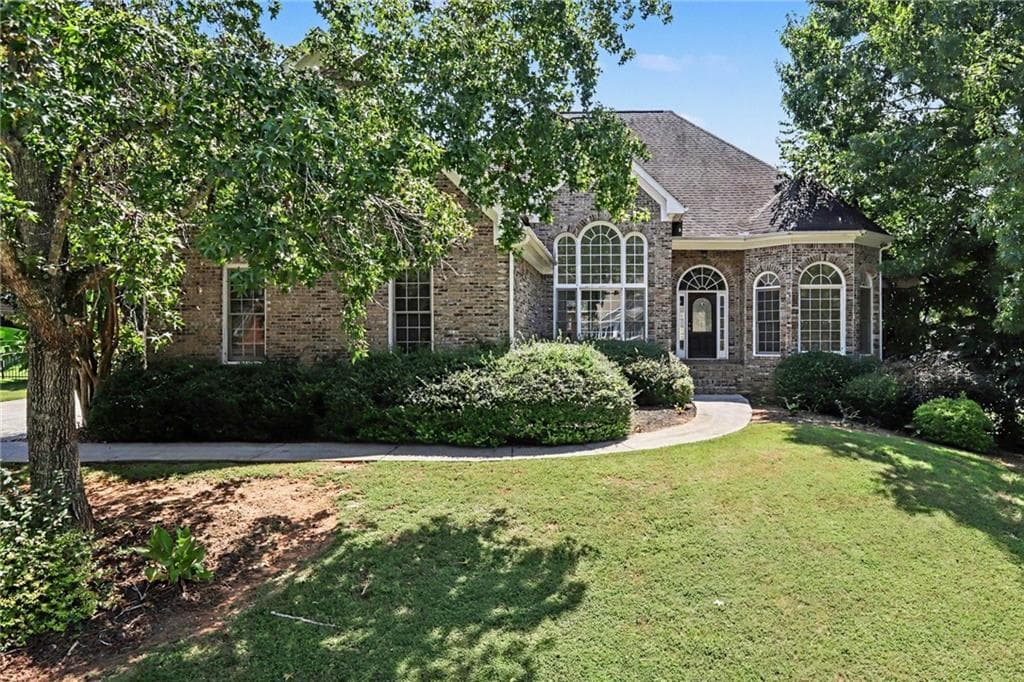 5 bedroom, 3 bathroom, 2,940 sq ft single family residence for sale at 2697 Mayfield Drive, Lawrenceville, GA 30043 — photo 3