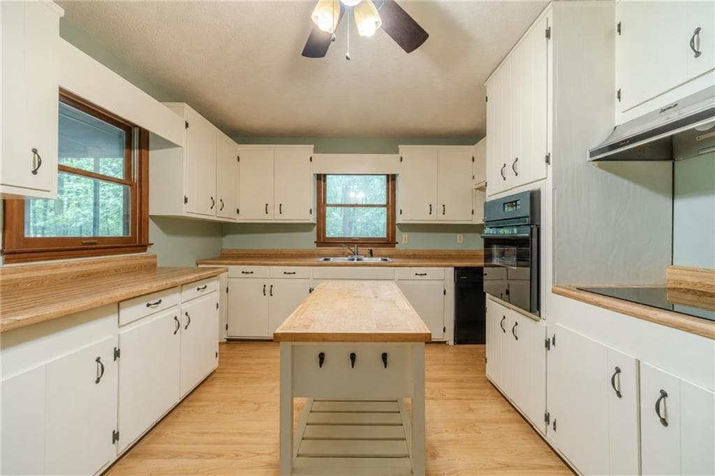 4 bedroom, 2 bathroom, 2,208 sq ft single family residence for sale at 3661 Pennington Drive, Conyers, GA 30013 — photo 8