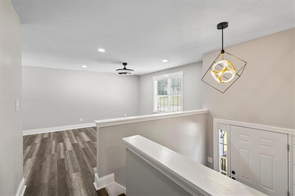 5 bedroom, 2 bathroom, 1,736 sq ft single family residence under contract at 7201 Woodcreek Way, Douglasville, GA 30134 — photo 9