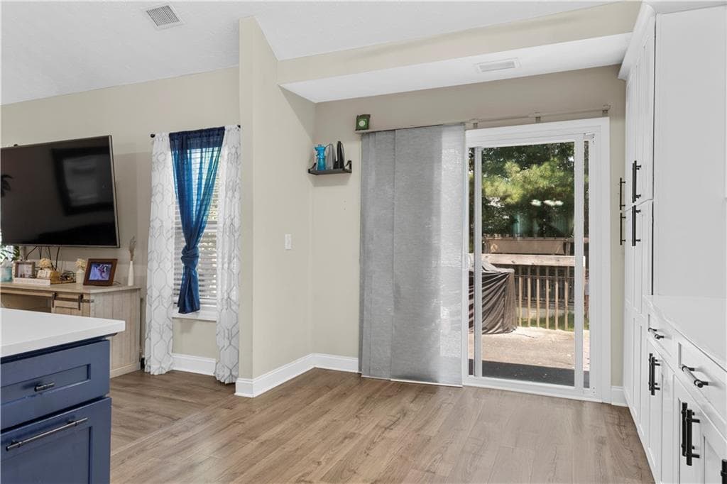 4 bedroom, 3 bathroom, 2,476 sq ft single family residence for sale at 3161 Keenly Ives Court, Buford, GA 30519 — photo 10