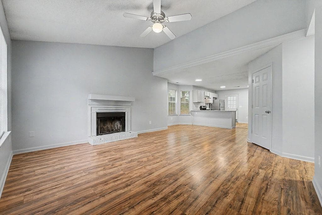 2 bedroom, 2 bathroom, 1,108 sq ft townhouse under contract at 1273 Scripps Court, Marietta, GA 30008 — photo 9
