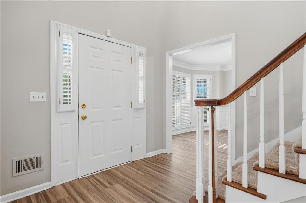 4 bedroom, 4 bathroom, 3,222 sq ft single family residence for sale at 2770 Cambridge Hills Road, Cumming, GA 30041 — photo 3