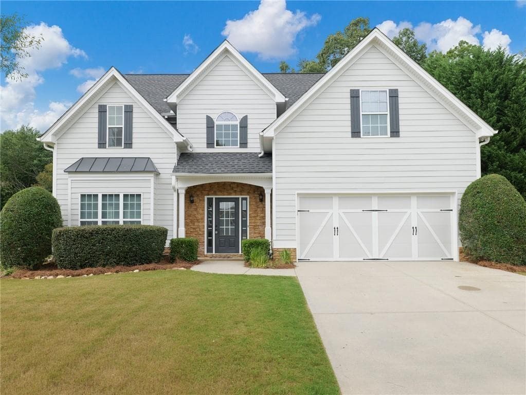 5 bedroom, 3 bathroom, 2,891 sq ft single family residence for rent at 3926 Walnut Grove Way, Gainesville, GA 30506 for $2,600 a month