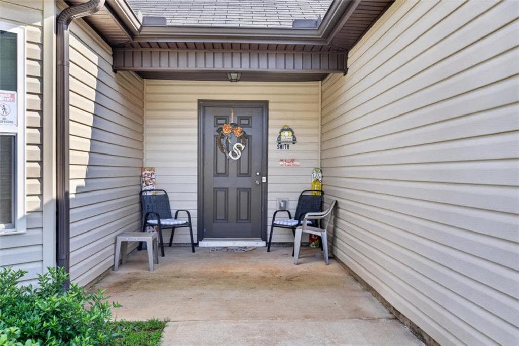 3 bedroom, 2 bathroom, 1,612 sq ft single family residence for sale at 500 Heath Drive, Thomaston, GA 30286 — photo 2