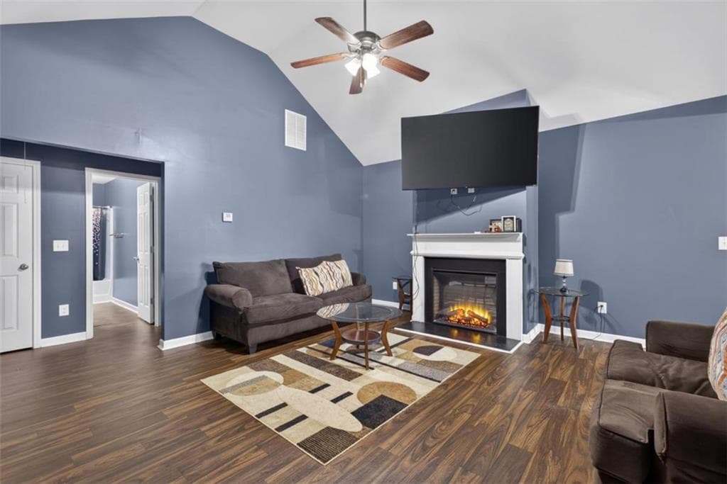 3 bedroom, 2 bathroom, 1,612 sq ft single family residence for sale at 500 Heath Drive, Thomaston, GA 30286 — photo 3