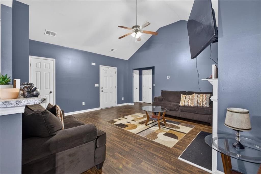 3 bedroom, 2 bathroom, 1,612 sq ft single family residence for sale at 500 Heath Drive, Thomaston, GA 30286 — photo 4