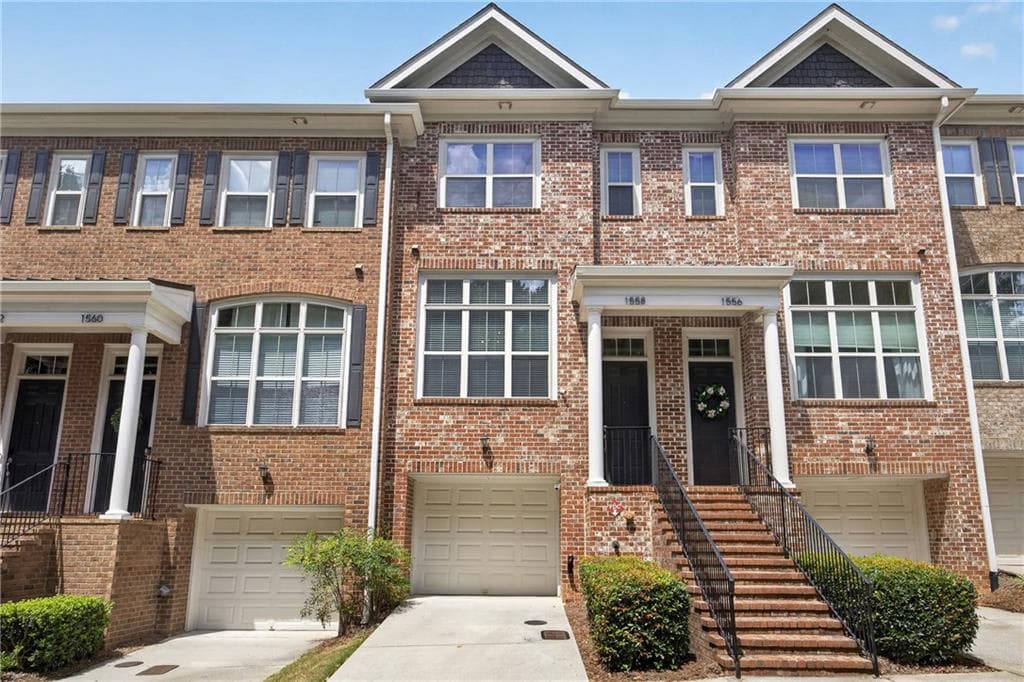 3 bedroom, 4 bathroom, 2,042 sq ft townhouse for sale at 1558 Mosaic Way, Smyrna, GA 30080