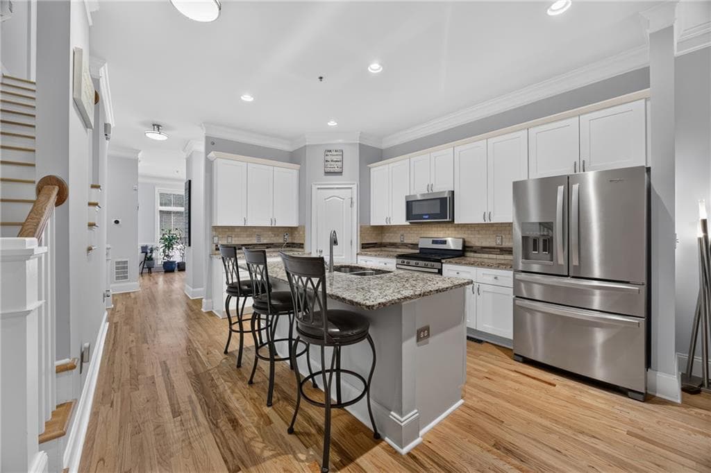 3 bedroom, 4 bathroom, 2,042 sq ft townhouse for sale at 1558 Mosaic Way, Smyrna, GA 30080 — photo 8