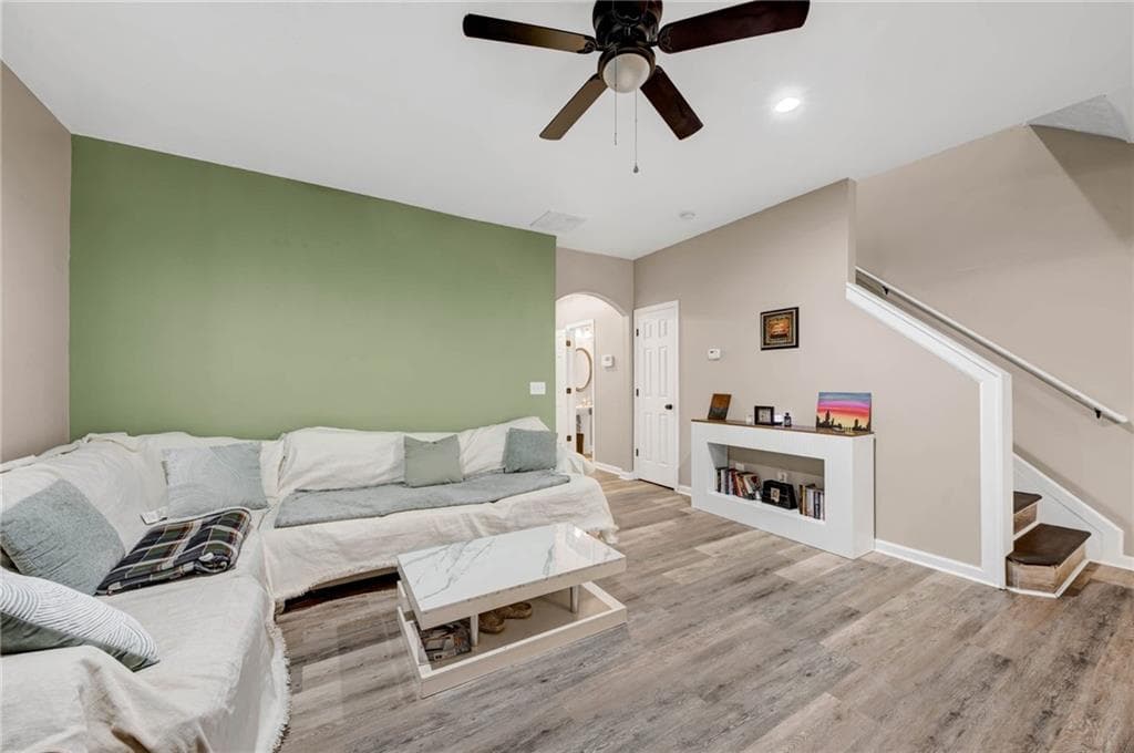 3 bedroom, 3 bathroom, 1,736 sq ft townhouse under contract at 1290 Adcox Square, Stone Mountain, GA 30088 — photo 6