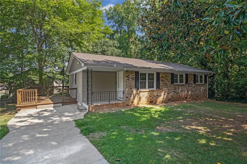 4 bedroom, 2 bathroom, 1,284 sq ft single family residence for sale at 2840 Somerton Drive, Morrow, GA 30260 — photo 4