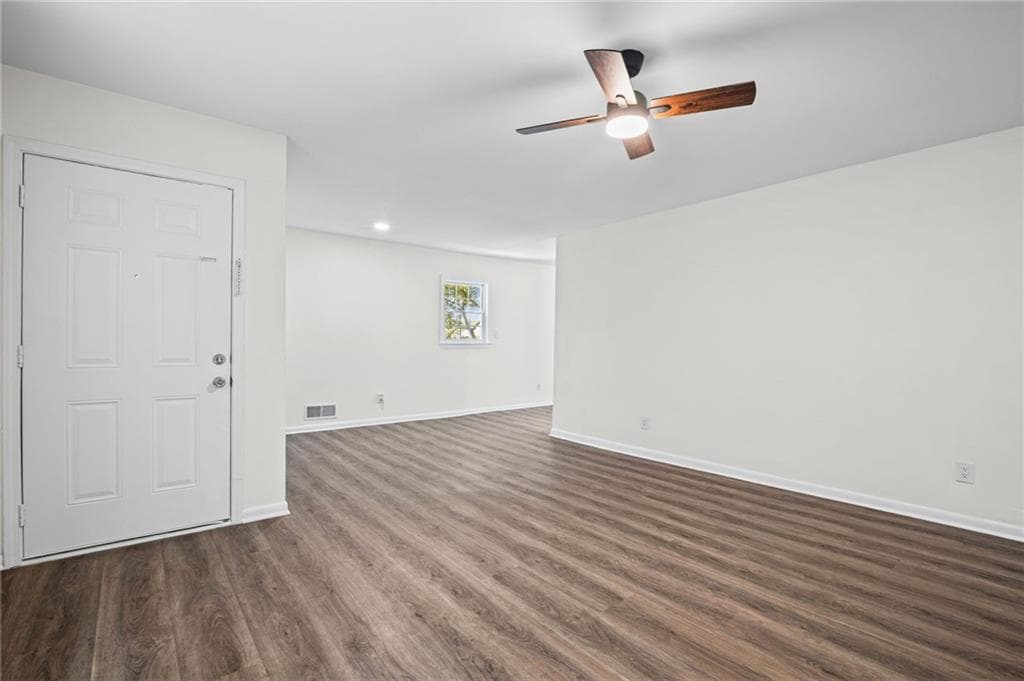 4 bedroom, 2 bathroom, 1,284 sq ft single family residence for sale at 2840 Somerton Drive, Morrow, GA 30260 — photo 6