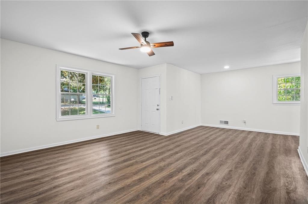 4 bedroom, 2 bathroom, 1,284 sq ft single family residence for sale at 2840 Somerton Drive, Morrow, GA 30260 — photo 7