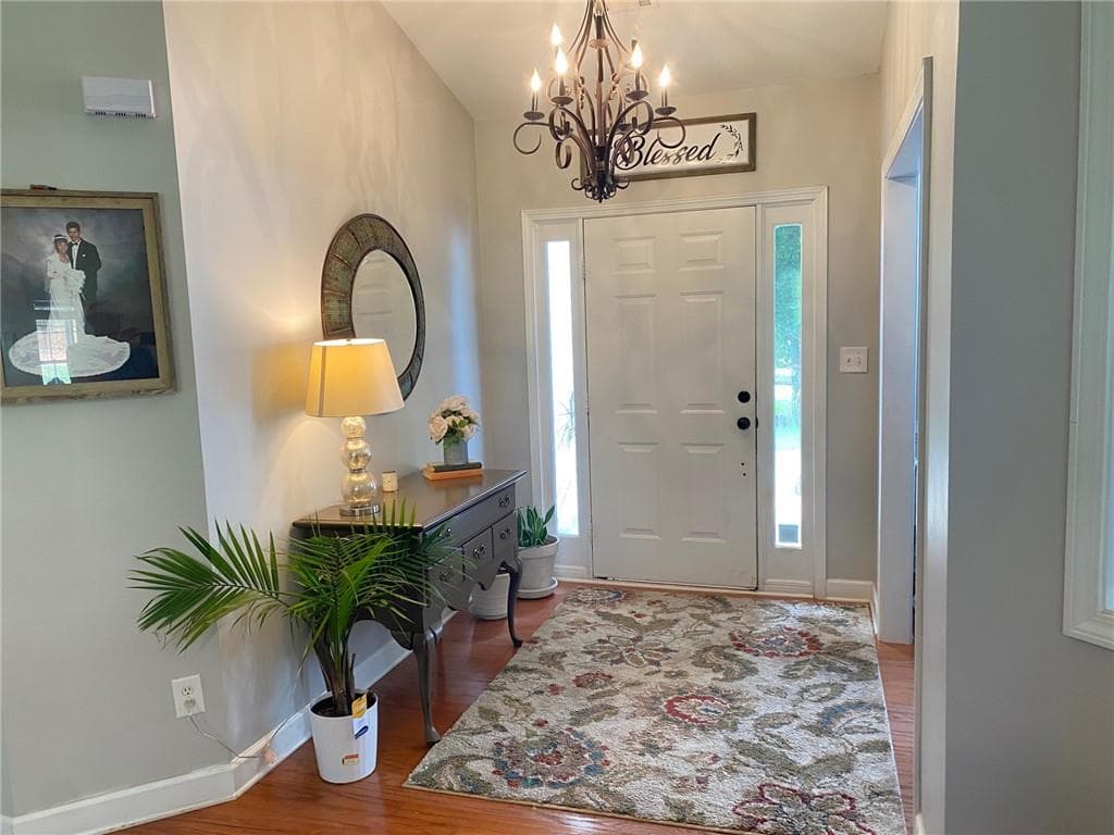 3 bedroom, 2 bathroom, 1,824 sq ft single family residence for sale at 1305 Overland Park Drive, Braselton, GA 30517 — photo 3