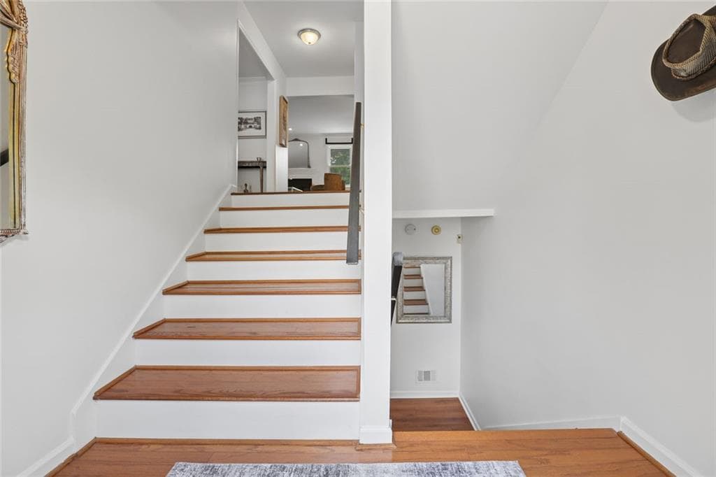 3 bedroom, 4 bathroom, 2,420 sq ft townhouse for sale at 13 Sycamore Station, Decatur, GA 30030 — photo 5
