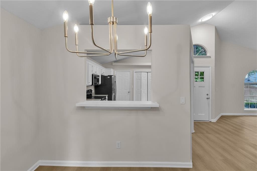 3 bedroom, 2 bathroom, 1,287 sq ft single family residence under contract at 713 Stonebridge Way, Lithonia, GA 30058 — photo 10