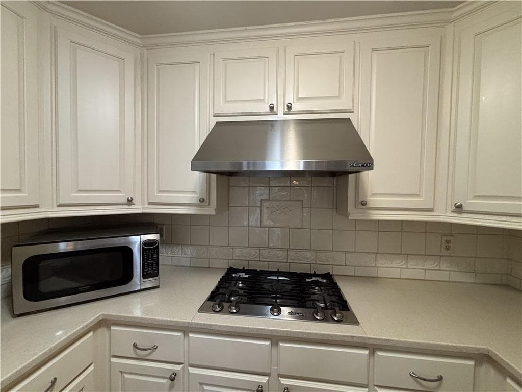 3 bedroom, 3 bathroom, 2,873 sq ft townhouse for sale at 640 Brickleberry Court, Roswell, GA 30075 — photo 8